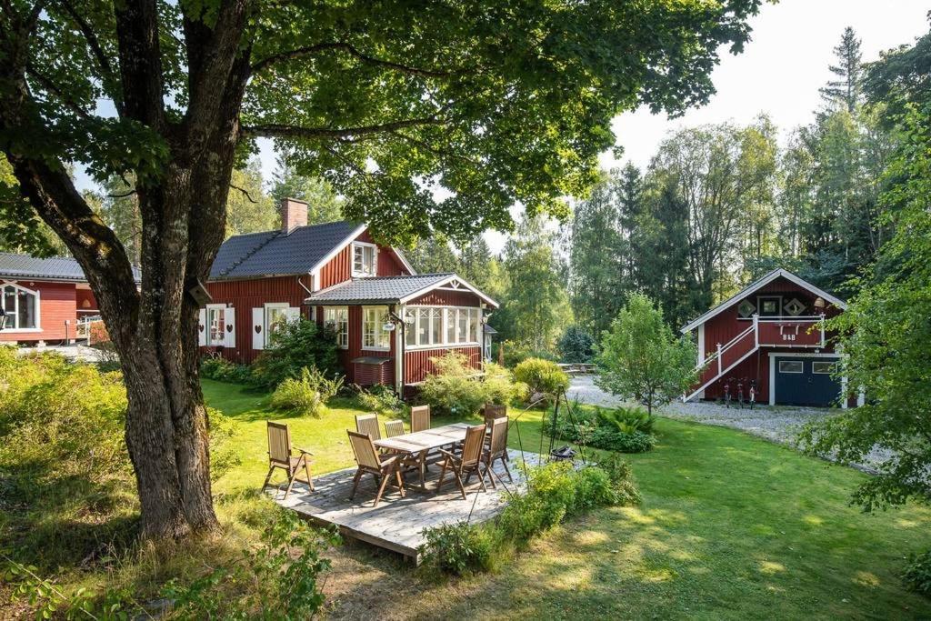 Hoega Backe Gaesthus Hotel Asphyttan Eksteriør billede